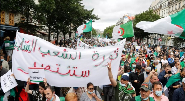 الجزائر : حراك مستمر حتى الخلاص