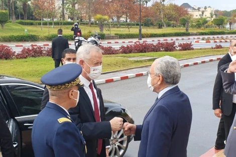 بتعليمات ملكية..عبد اللطيف لوديي يستقبل وزير الدفاع الإسرائيلي لتوقيع اتفاقيات عسكرية